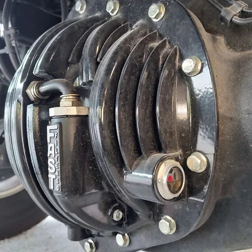 Load image into Gallery viewer, Fast Coolers | Fast Filtered AAM 11.4 14 Bolt Differential Cover