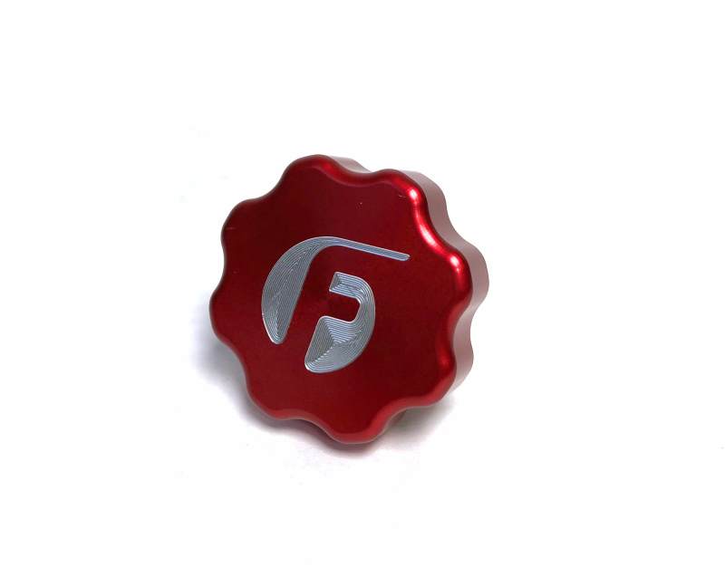 Load image into Gallery viewer, Fleece | 2001-2016 GM 2500 / 3500 Duramax Billet Oil Cap - Red