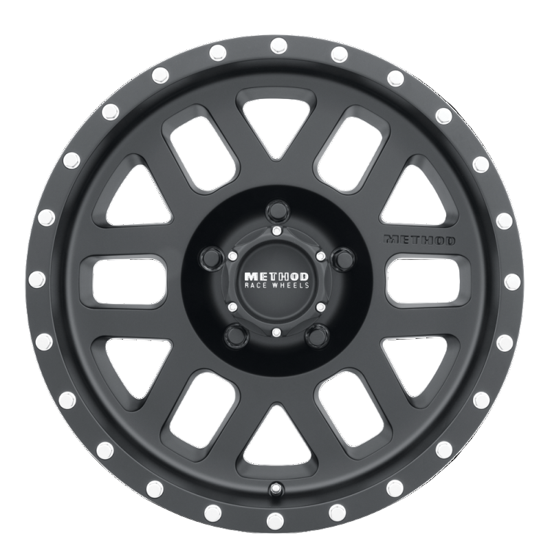 Load image into Gallery viewer, Method | MR306 Mesh 17x8.5 0mm Offset 5x4.5 83mm CB Matte Black Wheel *DISCONTINUED*