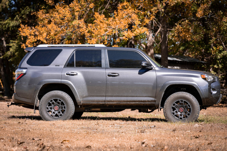 Load image into Gallery viewer, Rough Country | 2010-2023 Toyota 4Runner 4WD Anodized Red 2 Inch Lift Kit | 764Red