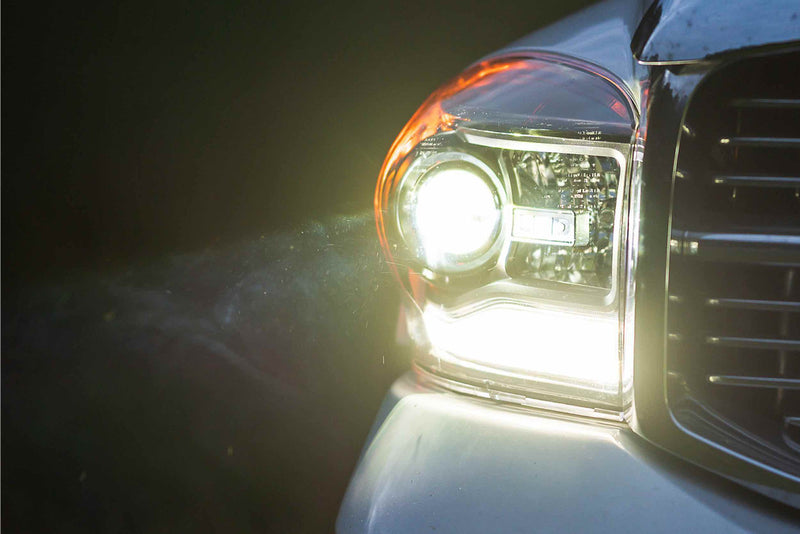 Load image into Gallery viewer, Morimoto | 2006-2008 Dodge Ram 2500 / 3500 XB Hybrid LED Headlights