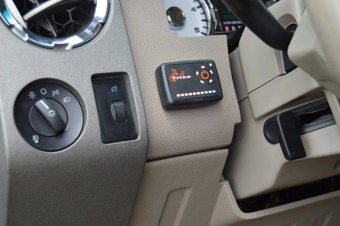Load image into Gallery viewer, Titan Fuel Tanks | Travel Trekker 50 Gallon Auxiliary Fuel System