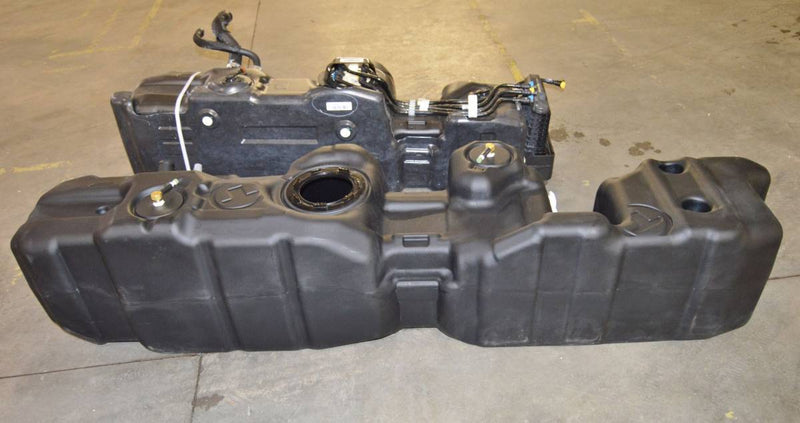Load image into Gallery viewer, Titan Fuel Tanks | 2017-2022 Ford 6.7L Power Stroke Crew Cab Short Bed Gen 6 Fuel Tank