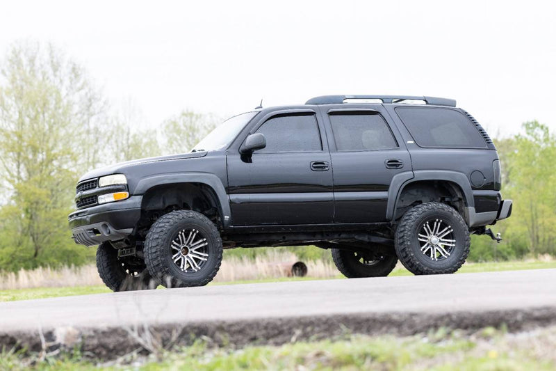 Load image into Gallery viewer, Rough Country | 2000-2006 GM Tahoe / Yukon NTD 2WD / 4WD 6 Inch Lift Kit - M1 Shocks