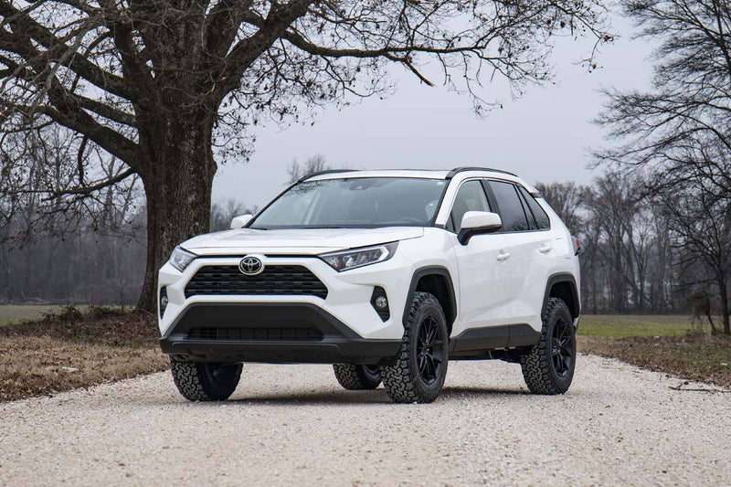 Load image into Gallery viewer, Rough Country | 2019-2021 Toyota RAV4 2WD / 4WD 2.5 Inch Lift Kit | 73100