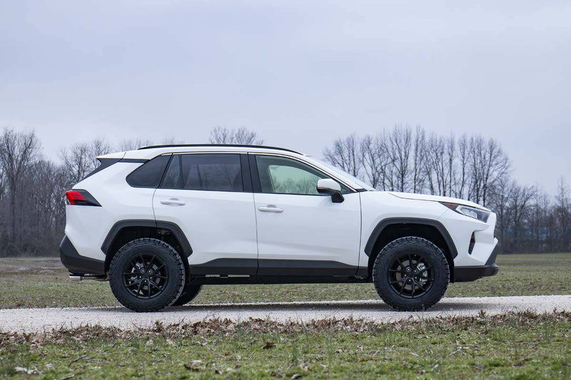 Load image into Gallery viewer, Rough Country | 2019-2021 Toyota RAV4 2WD / 4WD 2.5 Inch Lift Kit | 73100