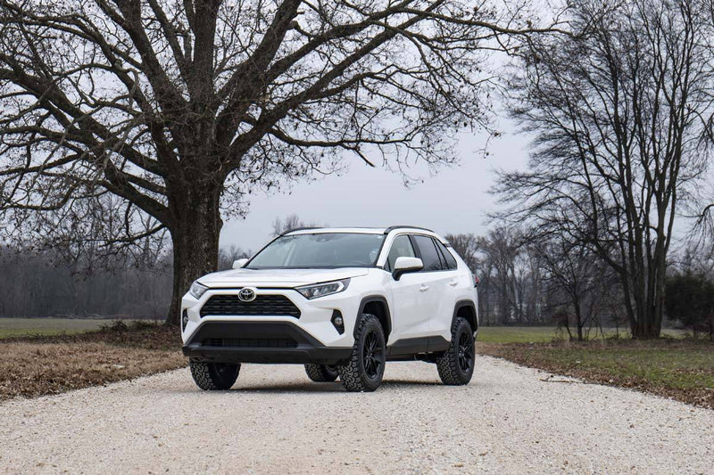 Load image into Gallery viewer, Rough Country | 2019-2021 Toyota RAV4 2WD / 4WD 2.5 Inch Lift Kit | 73100