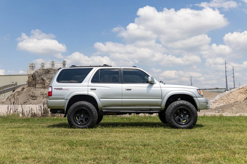 Load image into Gallery viewer, Rough Country | 1996-2002 Toyota 4Runner 4WD N3 3 Inch Lift Kit
