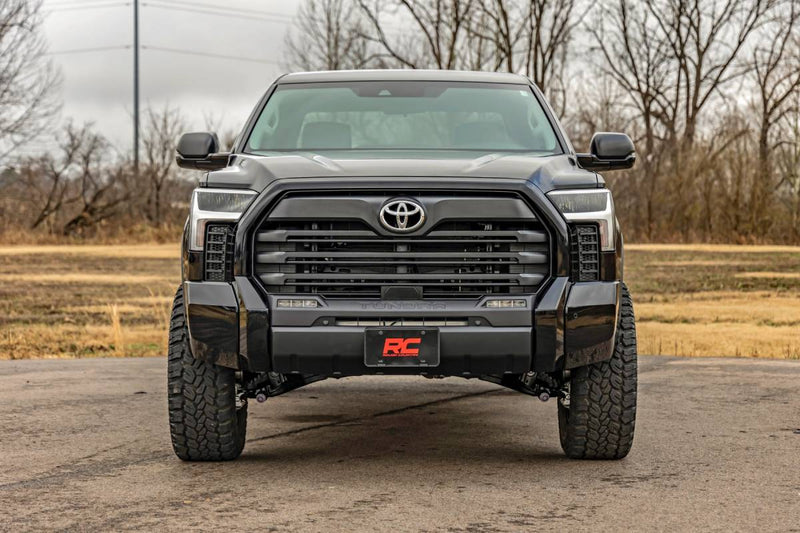 Load image into Gallery viewer, Rough Country | 2022-2024 Toyota Tundra 4WD 3.5 Inch Lift Kit With Factory Rear Air Ride