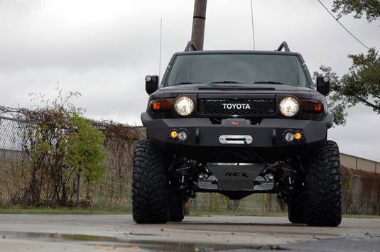 Rough Country | 2007-2009 Toyota FJ Cruiser 2WD / 4WD 6 Inch Lift Kit