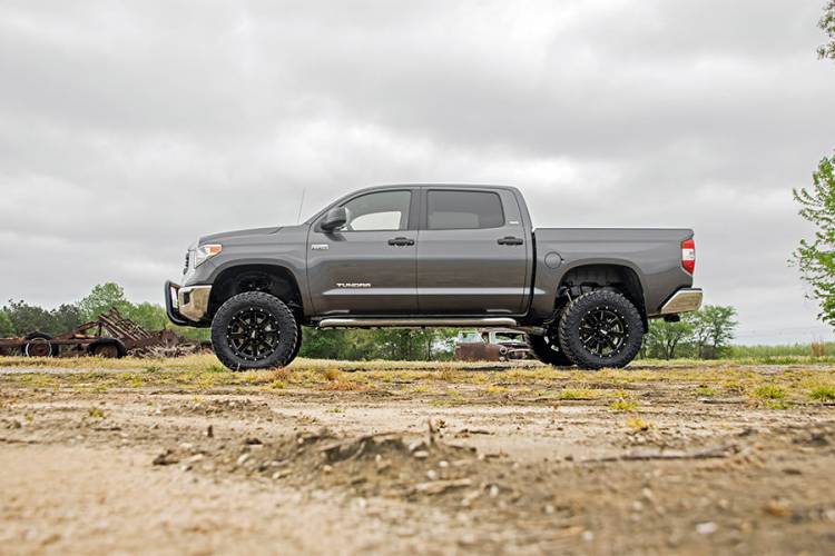 Load image into Gallery viewer, Rough Country | 2007-2015 Toyota Tundra 2WD / 4WD 6 Inch Lift Kit - Strut Spacers With N3 Rear Shocks