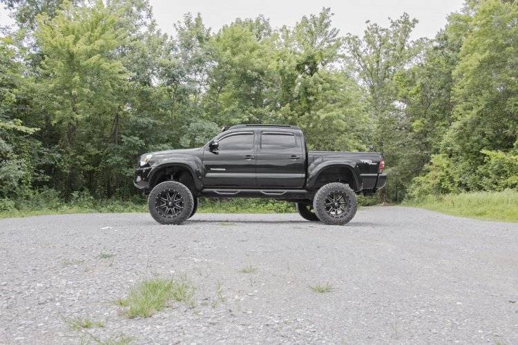 Load image into Gallery viewer, Rough Country | 2005-2015 Toyota Tacoma 2WD / 4WD 6 Inch Lift Kit With Vertex Coilovers / Rear Vertex Shocks