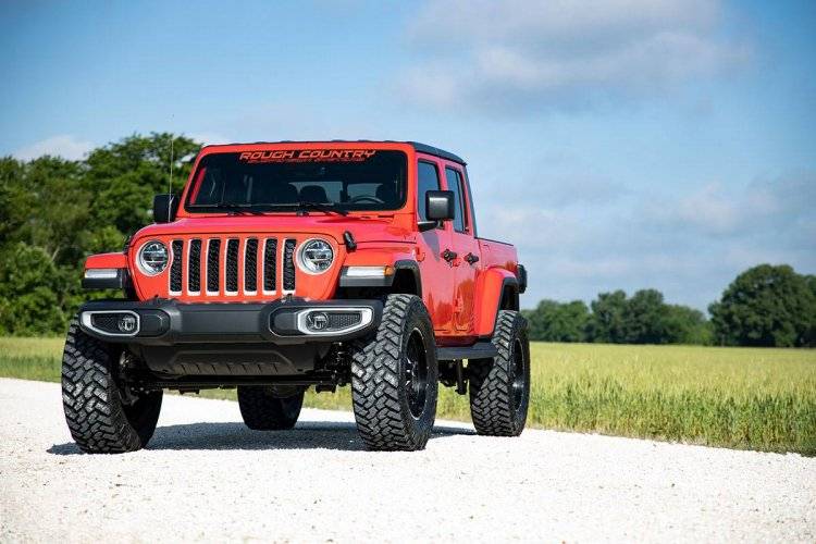 Load image into Gallery viewer, Rough Country | 2020-2024 Jeep Gladiator JT 4WD 3.5 Inch Lift Kit With V2 Monotube Shocks