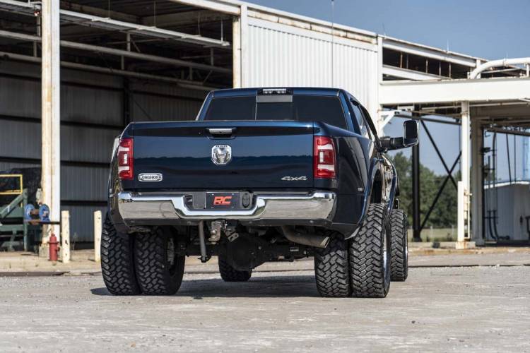 Load image into Gallery viewer, Rough Country | 2019-2024 Dodge Ram 3500 4WD 5 Inch Lift Kit - Aisin Transmission