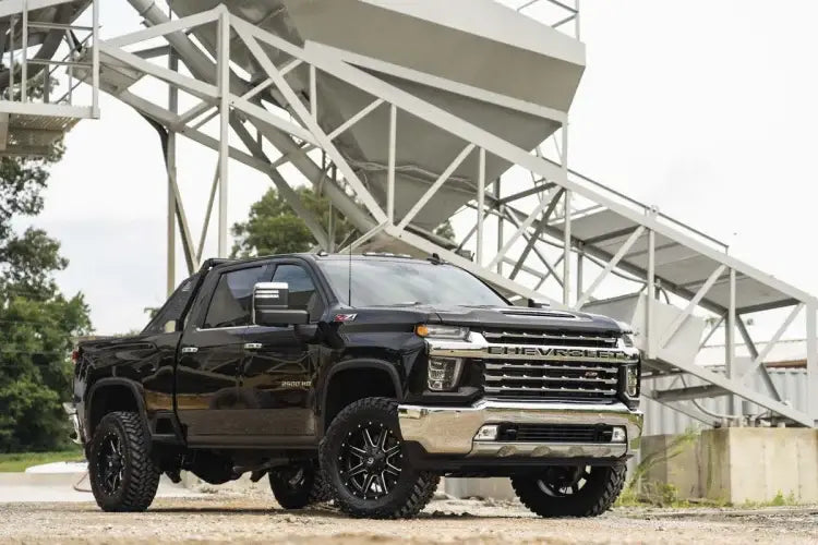 Load image into Gallery viewer, Rough Country | 2020-2023 GM 2500 HD 3 Inch Lift Kit - V2 Shocks