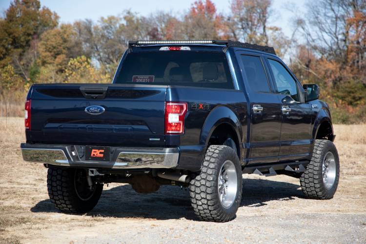 Load image into Gallery viewer, Rough Country | 2015-2018 Ford F150 2WD / 4WD Roof Rack - With Front Facing LED Light