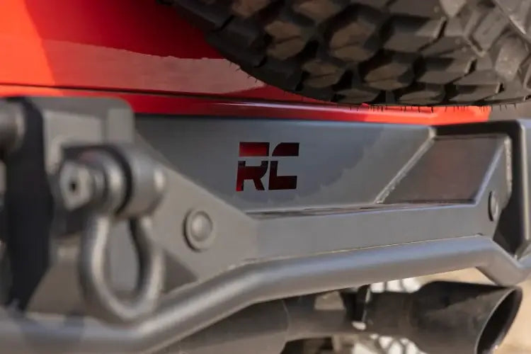 Load image into Gallery viewer, Rough Country | 2018-2024 Jeep Wrangler JL / Wrangler 4XE 4WD Tubular Rear Bumper