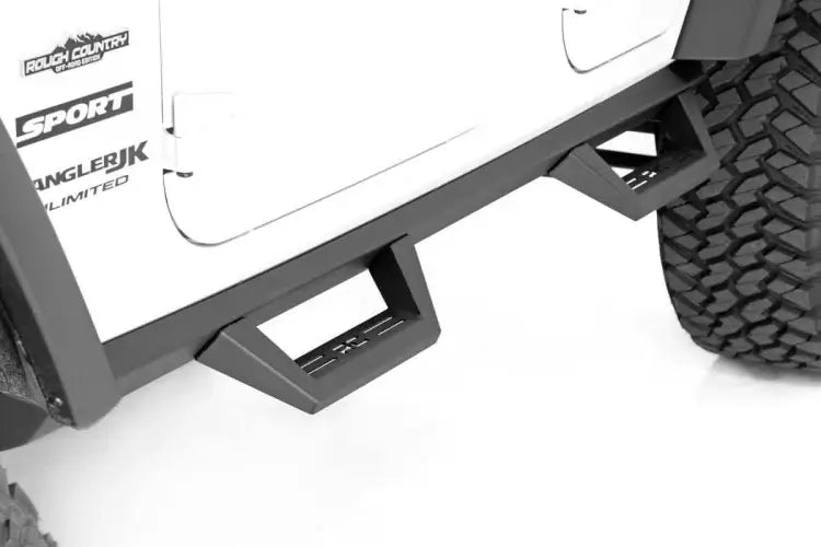 Load image into Gallery viewer, Rough Country | 2007-2018 Jeep Wrangler JK 4WD Contoured Drop Steps | 90765B