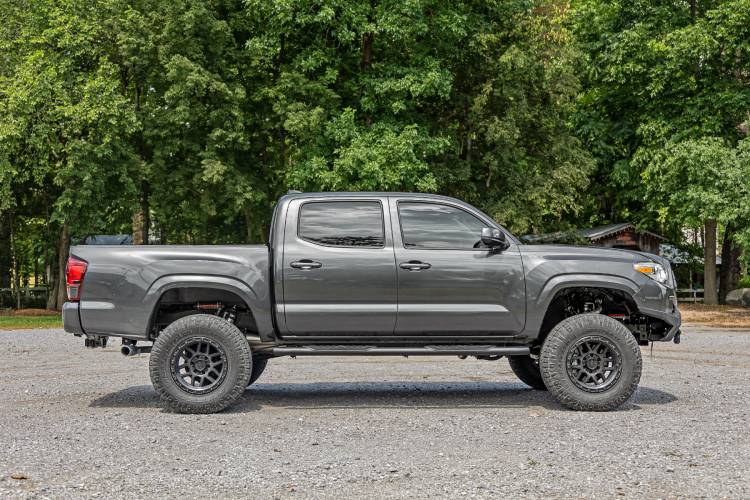 Load image into Gallery viewer, Rough Country | 2005-2023 Toyota Tacoma Double Cab 2WD / 4WD Black Oval Nerf Steps