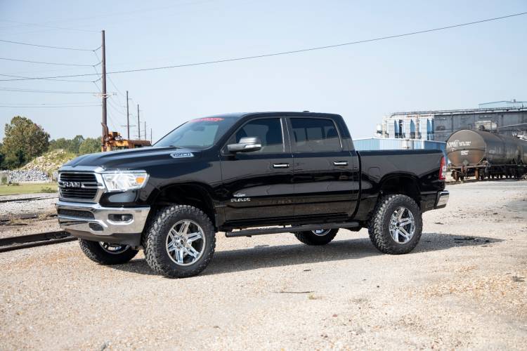 Load image into Gallery viewer, Rough Country | 2019-2024 Dodge Ram 1500 Crew Cab / 2021-2024 TRX Black Oval Nerf Steps