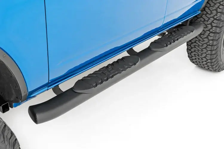 Load image into Gallery viewer, Rough Country | 2021-2023 Ford Bronco 4 Door 4WD Black Oval Nerf Steps | 21011