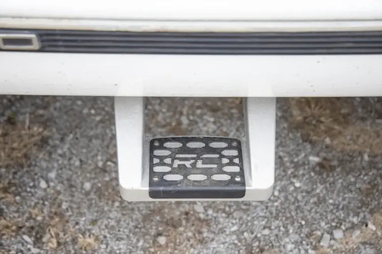 Load image into Gallery viewer, Rough Country | Universal Aluminum Single Hoop Step (Pair)