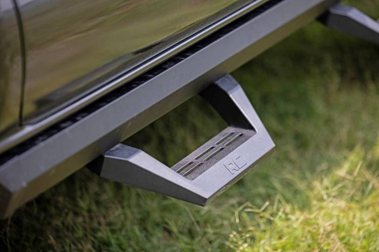 Load image into Gallery viewer, Rough Country | 2005-2023 Toyota Tacoma Double Cab 2WD / 4WD SRX2 Adjustable Aluminum Steps