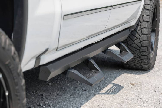 Rough Country | 2005-2023 Toyota Tacoma Double Cab 2WD / 4WD SRX2 Adjustable Aluminum Steps