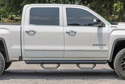 Rough Country | 2005-2023 Toyota Tacoma Double Cab 2WD / 4WD SRX2 Adjustable Aluminum Steps