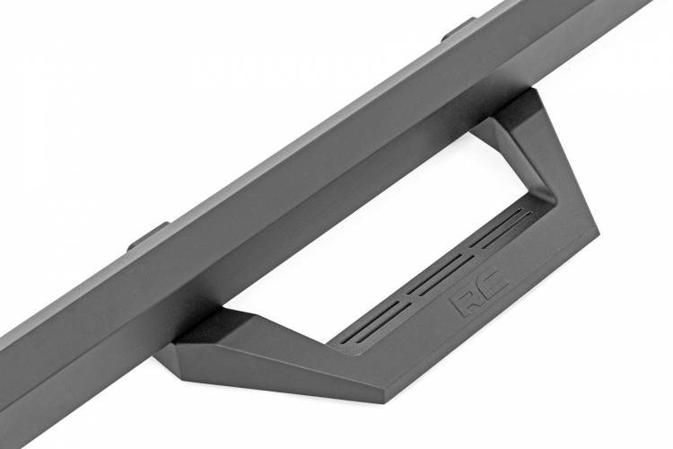 Load image into Gallery viewer, Rough Country | 2019-2024 GM 1500 / 2500 HD Crew Cab 2WD / 4WD SRX2 Adjustable Aluminum Steps