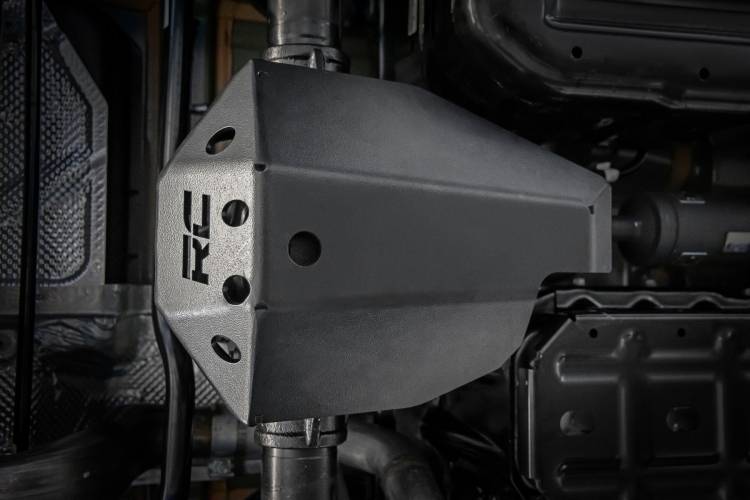 Load image into Gallery viewer, Rough Country | 2018-2023 Jeep Wrangler JL Rubicon / Wrangler 4XE 4WD M220 Differential Skid Plate | 10628