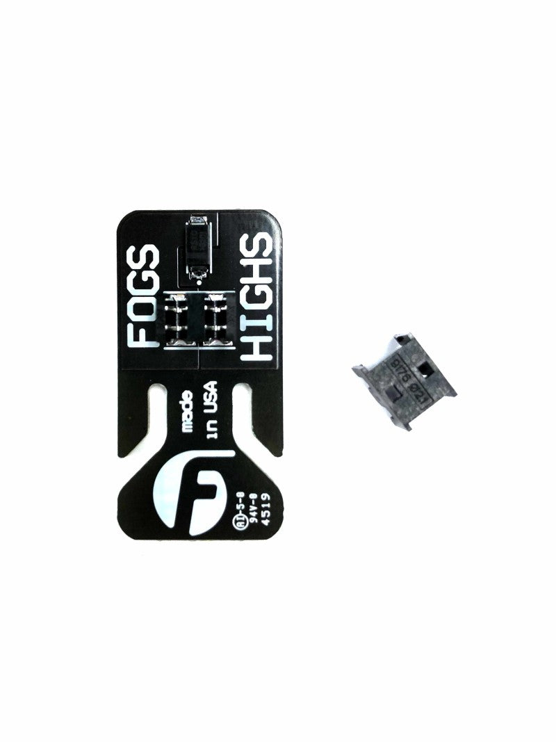 Load image into Gallery viewer, FLEECE PERFORMANCE | 2007-2021 GM UNIVERSAL ALL LIGHTS ON MODULE