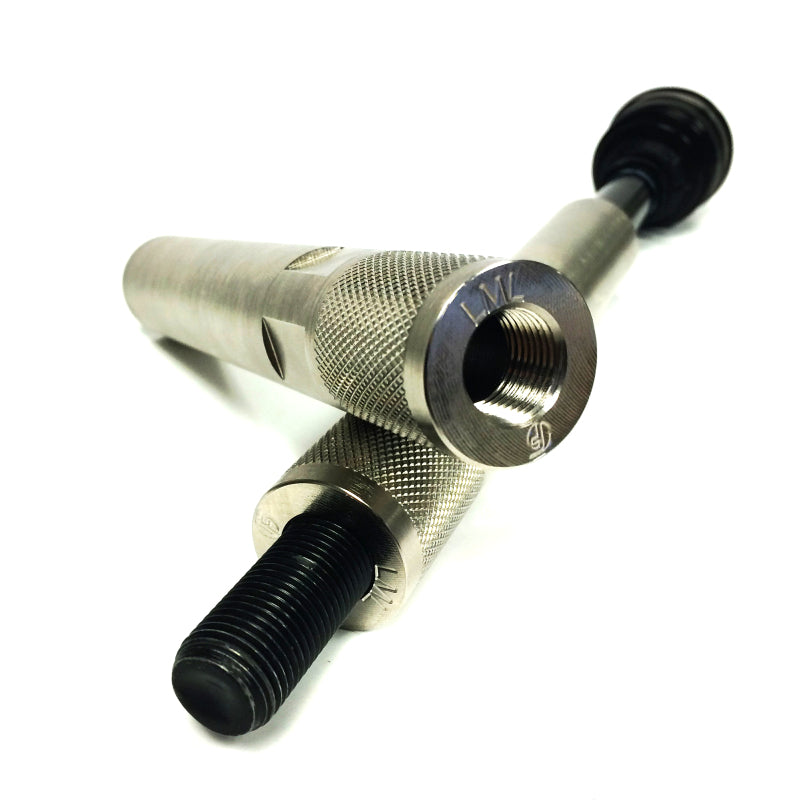 Load image into Gallery viewer, Fleece | 2011-2016 GM Duramax 6.6 2500 / 3500 HD Pickup Tie Rod Sleeves