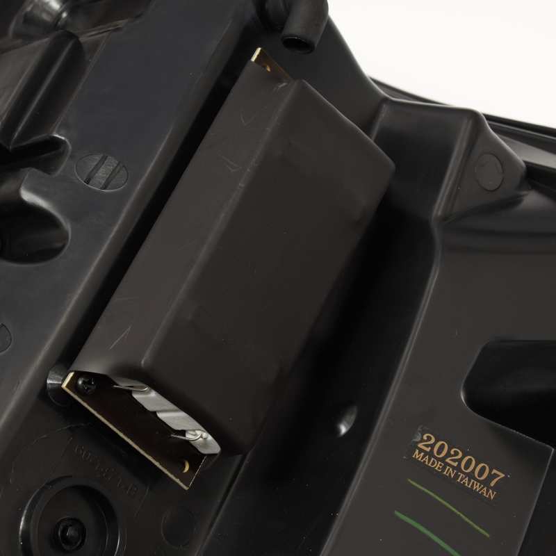 Load image into Gallery viewer, ARX PRO-Series Tail Lights