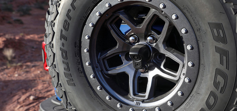 Load image into Gallery viewer, AEV Conversions | Jeep Wrangler JL / Gladiator JT Borah Dualsport Wheel - Satin Black