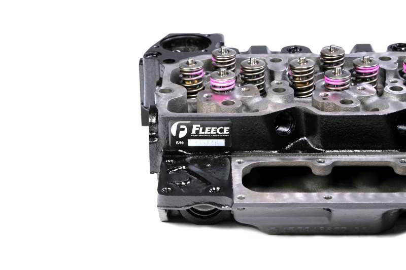 Load image into Gallery viewer, Fleece Performance 98.5 -02  Dodge 2500/3500 5.9 VP Remanufactured Cummins Cylinder Head (Street)
