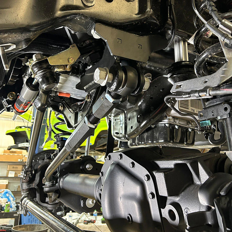 Load image into Gallery viewer, S&amp;B | 2005-2016 Ford F250 / F350 4WD Super Duty Adjustable Track Bar
