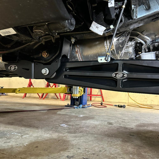 S&B | 2023-2025 Ford F450 2.5 Inch Standard Leveling Kit