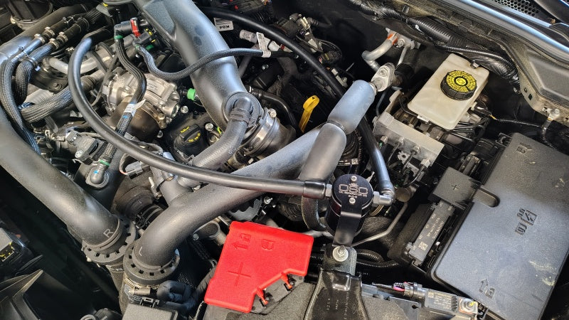 Load image into Gallery viewer, J&amp;L 24-25 Ford Ranger Raptor 3.0L PCV Side Oil Separator - Black Anodized
