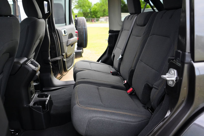 Load image into Gallery viewer, DDP Motors | 2025 Jeep Wrangler SAHARA Gray 1C4PJXEN5SW625258 | $39,199.00

