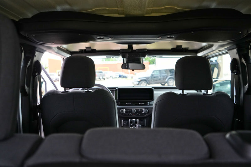 Load image into Gallery viewer, DDP Motors | 2025 Jeep Wrangler SAHARA White 1C4PJXEN5SW554272 | $37,249.00
