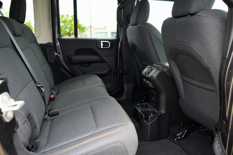Load image into Gallery viewer, DDP Motors | 2025 Jeep Wrangler SAHARA Gray 1C4PJXEN5SW625258 | $39,199.00
