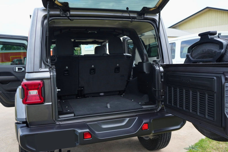 Load image into Gallery viewer, DDP Motors | 2025 Jeep Wrangler SAHARA Gray 1C4PJXEN5SW625258 | $39,199.00
