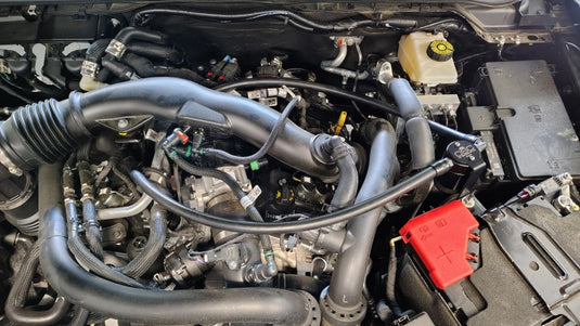 J&L 24-25 Ford Ranger Raptor 3.0L PCV Side Oil Separator - Black Anodized