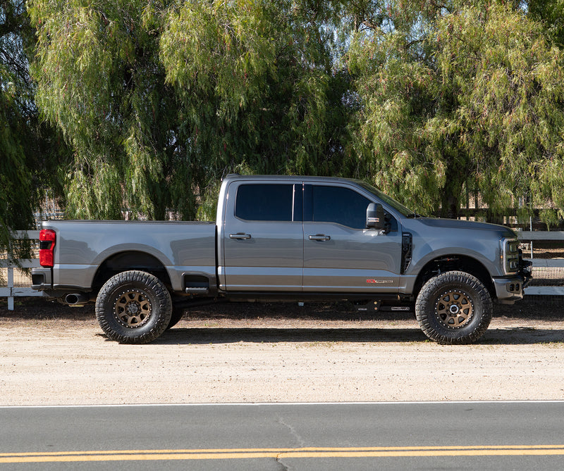 Load image into Gallery viewer, Carli Suspension | 2023-2025 Ford F250 / F350 4WD Diesel Pathfinder Leveling System
