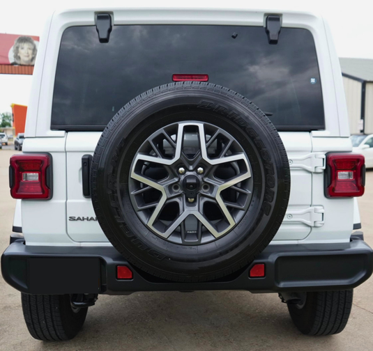 DDP Motors | 2025 Jeep Wrangler SAHARA White 1C4PJXEN5SW554272 | $37,249.00