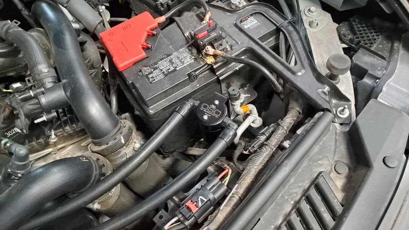 Load image into Gallery viewer, J&amp;L 22-25 Ford Bronco Raptor 3.0L EcoBoost PCV Side Oil Separator 3.0 - Black Anodized
