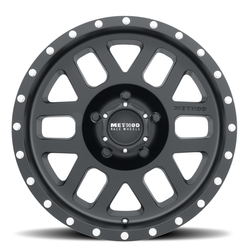 Load image into Gallery viewer, Method | MR306 Mesh 18x9 -12mm Offset 5x5 94mm CB Matte Black Wheel
