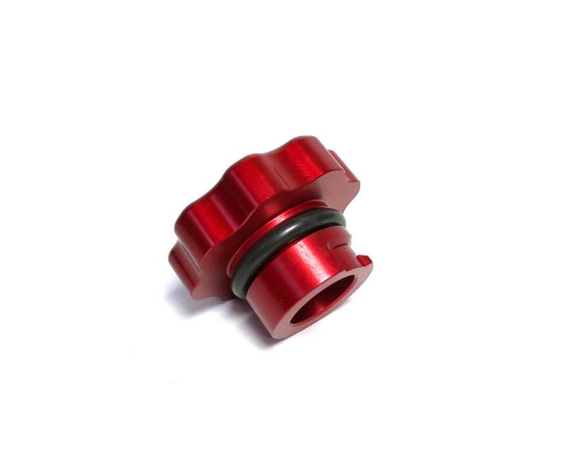 Load image into Gallery viewer, Fleece | 2001-2016 GM 2500 / 3500 Duramax Billet Oil Cap - Red
