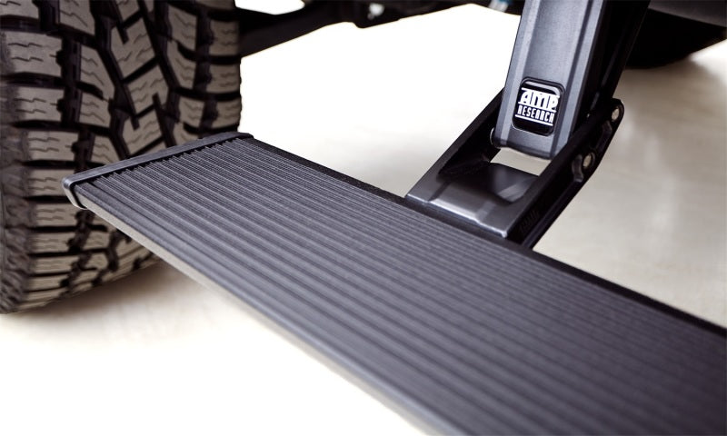 Load image into Gallery viewer, AMP Research | 2022+ GM 1500 Silverado / Sierra NBS PowerStep XL
